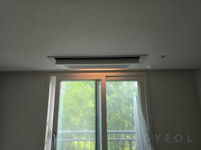 경기도 화성시 동탄구 산척동 동탄 더샵 레이크에듀타운 시스템에어컨 실내기