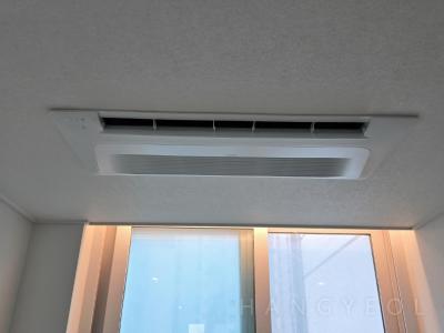 경기도 용인시 기흥구 영덕동 흥덕마을10단지동원로얄듀크아파트 시스템에어컨 실내기